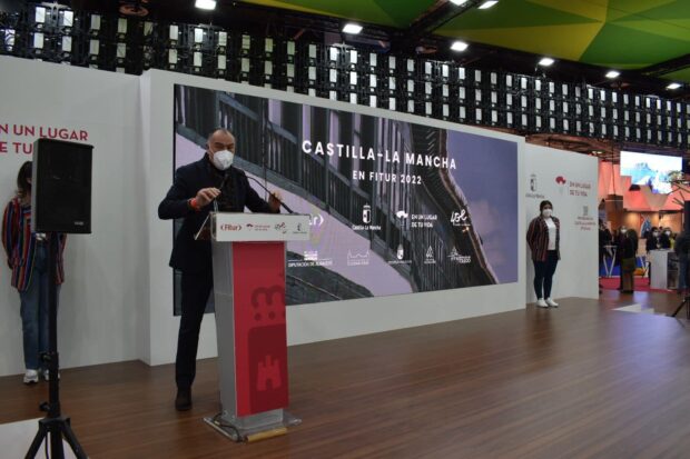 Tarancón presentará en FITUR una guía turística de la localidad con ilustraciones del artista taranconero Diego Checa