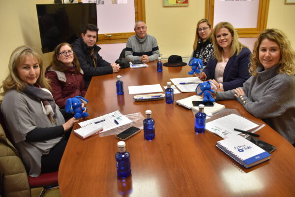 El Gobierno regional resalta la labor de APAFCLM y traslada su compromiso para trabajar en medidas que ayuden a mejorar el día a día del colectivo