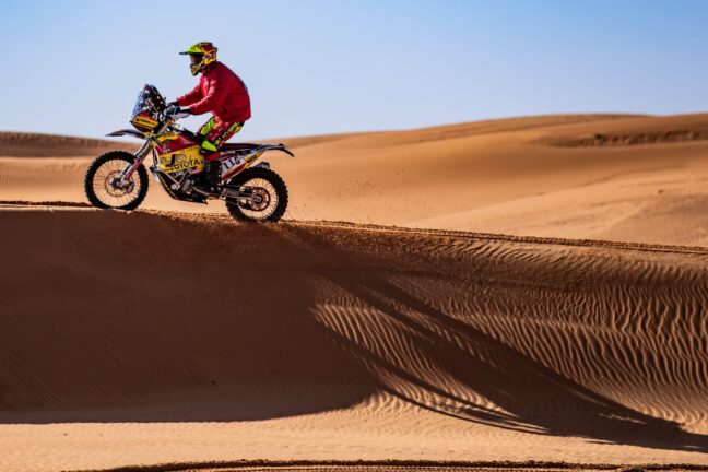 Fernando Domínguez supera la etapa de este viernes y está a solo dos jornadas de finalizar el Dakar con el equipo Diputación de Cuenca