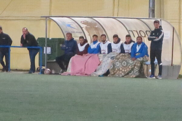 Iniciar el año con victoria, es la petición del equipo senior de la EFB Jesús de la Ossa, en la carta a “los reyes magos” en el grupo IV de Primera Autonómica