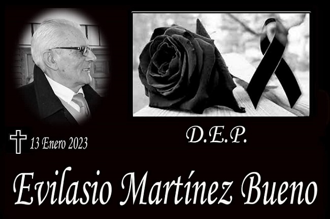 Centenares de personas acompañan a familiares de Evilasio Martínez Bueno en las exequias tras el fallecimiento.