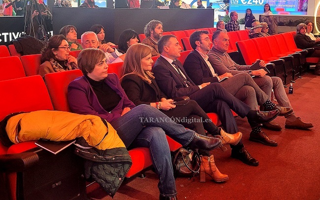 Tarancón ha presentado hoy en Fitur un  «cuaderno de viaje» a modo de guía turística coincidiendo con el día dedicado a la provincia de Cuenca