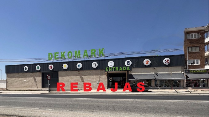 Rebajas de invierno en Dekomark la gran superficie de Tarancón