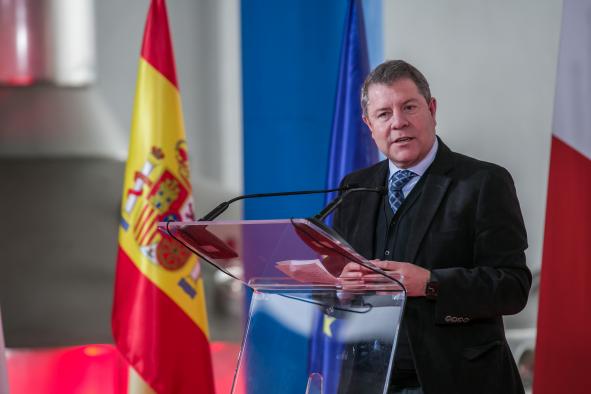 García-Page avanza que el Gobierno regional va a “doblar” el presupuesto destinado al Bono Social Térmico que beneficiará a 85.000 familias