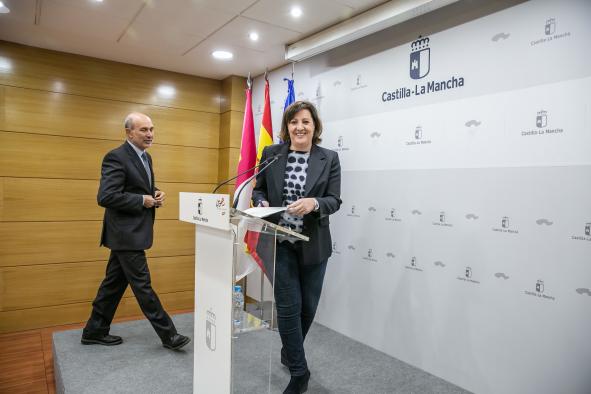 El mercado de trabajo de Castilla-La Mancha mantiene los niveles más bajos de paro y el más alto de empleo en 15 años pese al contexto de incertidumbre internacional