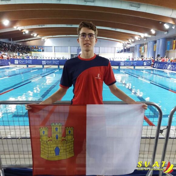 Con la selección Regional de Natación Deporte Edad Escolar,. Adrián González López del SVAT, en Natación  Adaptada, logra cuatro segundos puestos en el Campeonato de España por Autonomías