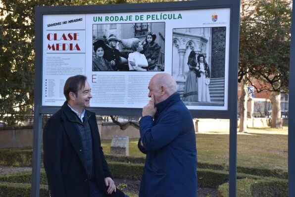 La Diputación de Cuenca inaugura la segunda parte de la exposición dedicada a la serie de televisión Clase Media