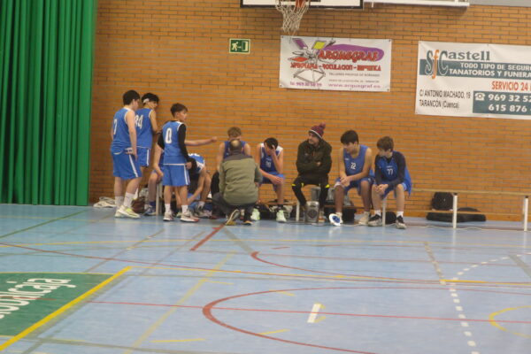 Los equipos cadete e infantil Hormigones y Ferrallas CB Tarancón se desplazan a la Roda en la Liga Regional Cadete.