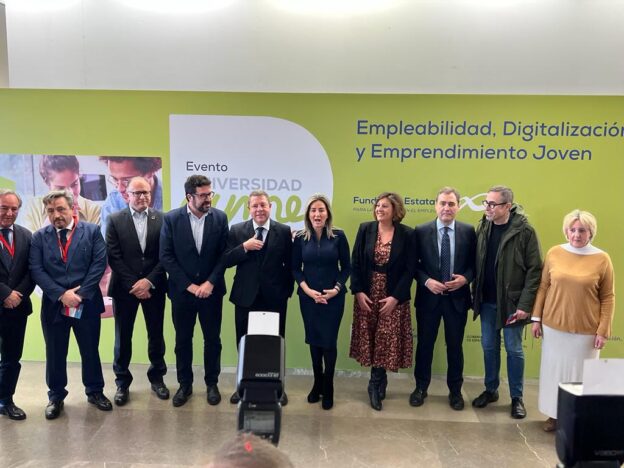 “El futuro profesional de nuestros jóvenes pasa por la formación continua y la digitalización”