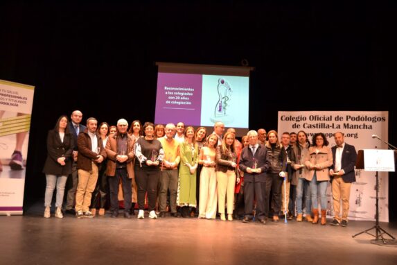El Colegio Oficial de Podólogos de Castilla-La Mancha conmemora sus 20 años de andadura