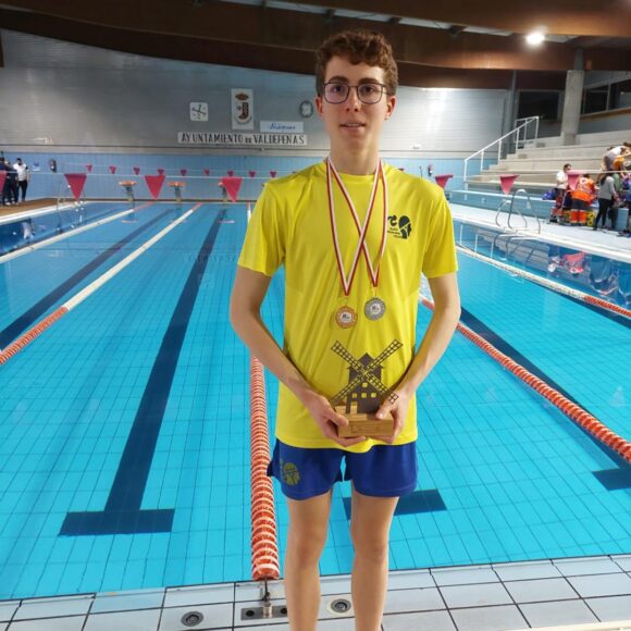 Adrián González López, mejor nadador en el IV Campeonato de Castilla la Mancha de Natación Adaptada y V Open Nacional de la misma