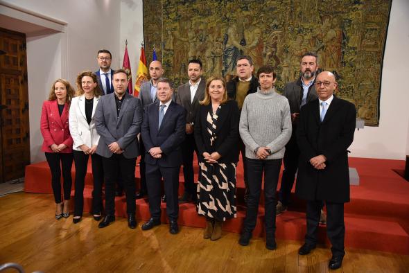 El Gobierno de Emiliano García-Page compromete a seis años la mejora del sistema educativo regional y de las condiciones laborales del profesorado