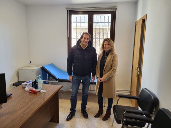 El convenio entre el Gobierno regional y la Diputación Provincial de Cuenca permite mejorar el consultorio médico de la localidad de Mariana