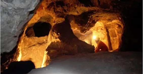 La mina romana de lapis specularis ‘La Condenada’ de Osa de la Vega reabre al público una sexta temporada convertida en un recurso turístico de primer orden