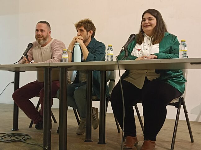 ‘Los Libros Viajan por la Provincia’ registra otro llenazo con Jota Linares y su encuentro con 200 lectores en Tragacete