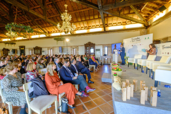 Francisco Tierraseca: “El crecimiento del sector agrario no se puede sustentar en que las mujeres tengan peores condiciones o menos derechos”