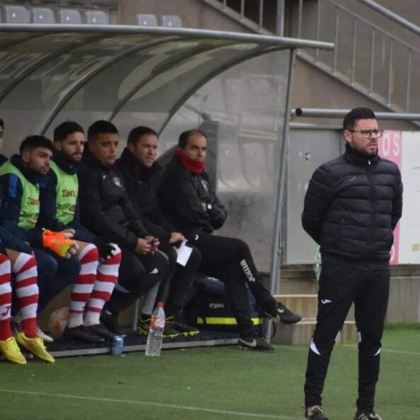 Jorge Cañete, entrenador del CD Tarancon, tras la victoria en el San Miguel, frente al Azuqueca