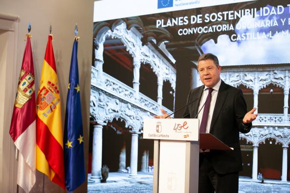 García-Page anuncia el “plan más ambicioso de toda nuestra historia” para la detección precoz del cáncer de mama, dotado con “23 millones de euros”
