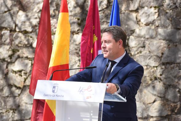 García-Page avanza la inversión de 92 millones de euros para apoyar a autónomos, “blindar” servicios sociales y llegar a 80.000 becas educativas