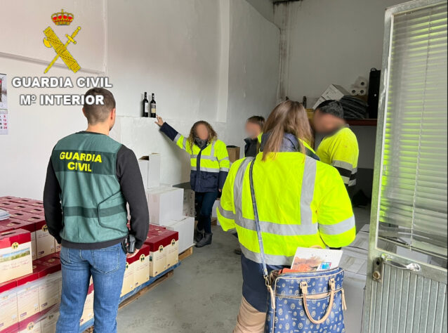 La Guardia Civil y la Inspección de  consumo de la JCCM realizan una campaña  contra la falsificación y etiquetado ilegal de  productos alimenticios