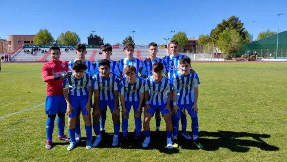 El equipo Juvenil B de la EFB Jesús de la Ossa, remonta un gol madrugador y se impone al CD Yuncos A en el Estadio Municipal