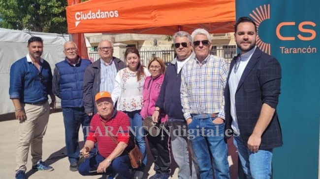 La candidatura de Ciudadanos de Tarancón celebra un acto de solidaridad con los vecinos del Barrio del Caño