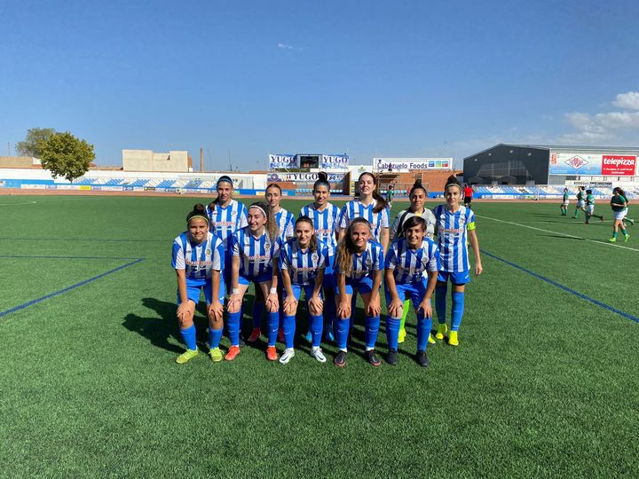 Duelo de “gallitos” en el grupo I de liga Regional Femenino de fútbol en el Campo San Isidro