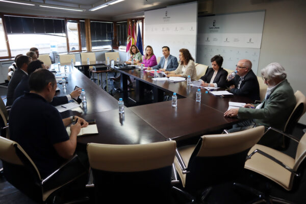 El Consejo Asesor Agrario acuerda que la uva de vinificación no entre en bodega por debajo de nueve grados y solicitar la ampliación de plazo para las ayudas de la PAC