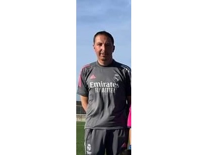 Dani Gómez, entrenador del equipo juvenil de la Liga Nacional EFB Jesús de la Ossa, tras conseguir la permanencia, aunque el derby le tocó vivir en la grada “es una categoría con mucha tensión y los nervios están a flor de piel”