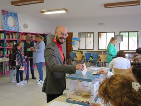 David Cardeñosa celebra la irrupción de la España Vaciada en el ayuntamiento de Tarancón, la segunda ciudad más importante de la provincia