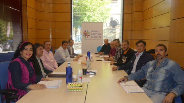 Firmado el convenio colectivo provincial de transporte de viajeros por carretera con vigencia hasta 2026