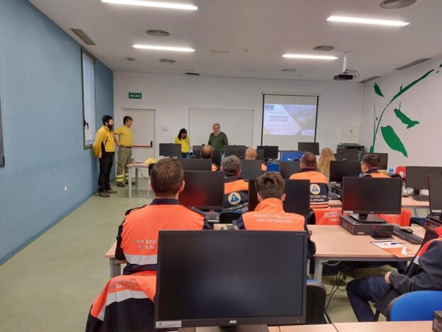 15 voluntarios de protección civil de la provincia de Cuenca reciben formación en trabajos en incendios de vegetación