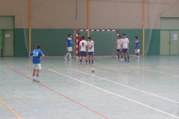 Con derrota ante el campeón de Grupo III de la Liga Regional Juvenil baja el telón liguero el equipo de la Escuela de Futbol Sala, Futsal Tarancón
