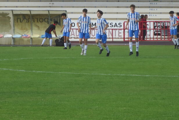 El último desplazamiento de la temporada en el grupo V de la Liga Juvenil, se adelanta para el equipo B de la EFB Jesús de la Ossa al viernes en la localidad toledana de Borox.