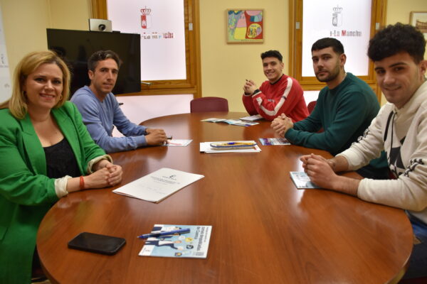 El Gobierno regional aplaude el fomento del emprendimiento entre los jóvenes como el que impulsa el Grupo Homi en materia de vivienda