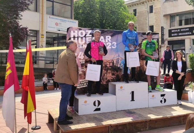 Buen fin de semana para el atletismo de Tarancón, en pruebas atléticas y de Triatlón.