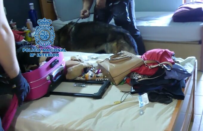 La Policía Nacional desmantela una organización criminal dedicada a la prostitución de mujeres paraguayas en Cuenca