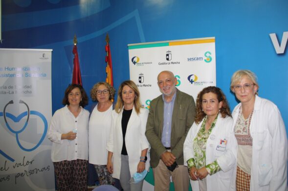 Los profesionales del área Sanitaria de Cuenca conocen el Plan de Humanización y se suman a la estrategia de salud que se centra en las personas