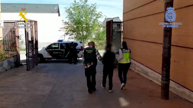 Guardia Civil y Policía Nacional detienen a cuatro personas que se aprovechaban de la situación de vulnerabilidad de inmigrantes a los que empleaban en explotaciones agrícolas