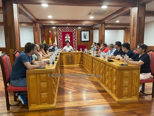 El pleno del Ayuntamiento de Tarancón aprueba con los votos en contra de toda la oposición las retribuciones de los miembros de la corporación