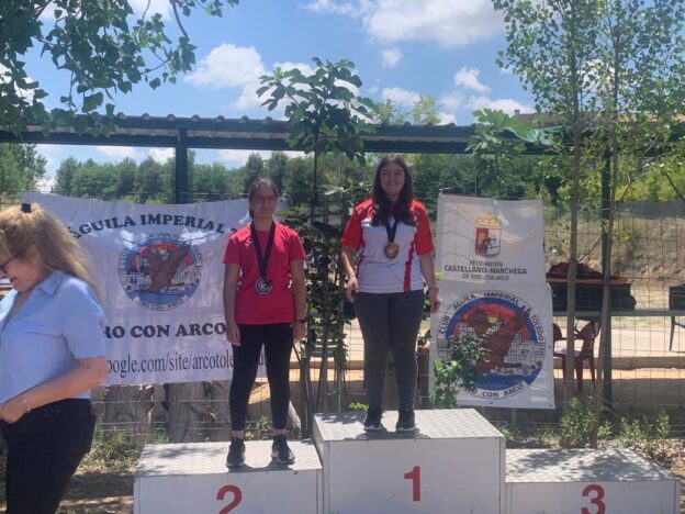 Tres podium para los arqueros y arqueras de la Escuela de Tiro con Arco de Tarancón en el Campeonato de Castilla la Mancha al aire libre
