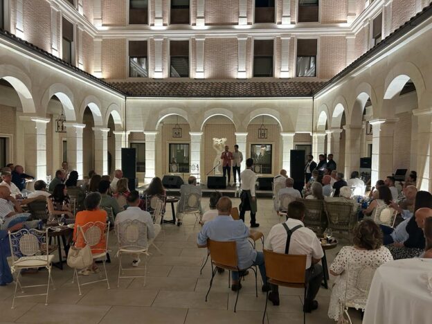 Noche de Flamenco en el Hotel Ansares de Tarancón con Antonio Reyes y Luisa Muñoz