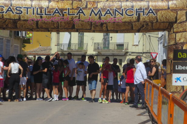 Animada carrera Infantil el Mosto, en la programación de su semana Cultural.