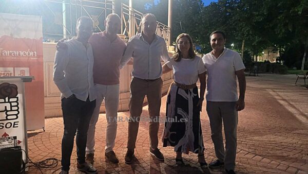 Los candidatos al Congreso y Senado del PSOE en Cuenca Luis Carlos Sahuquillo y Carmen Torralba apelan en Tarancón al voto útil