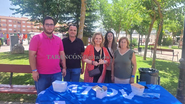 El PP de Tarancón también este jueves estaba presente en el Mercadillo municipal a 1 día del término de la campaña electoral