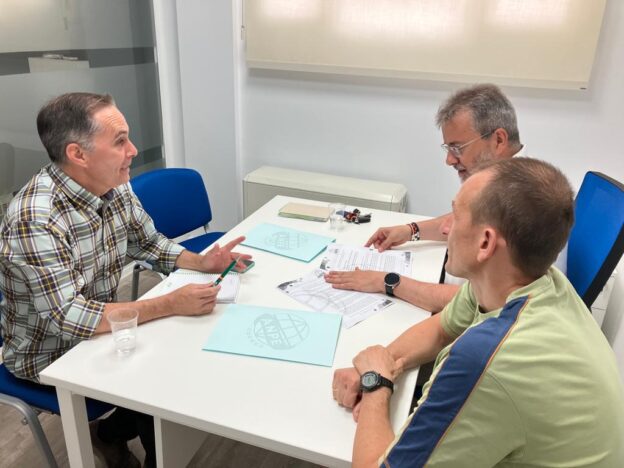 Mariano Latorre afirma que «es urgente devolver a los españoles una educación en libertad, gratuita, exigente y de calidad»