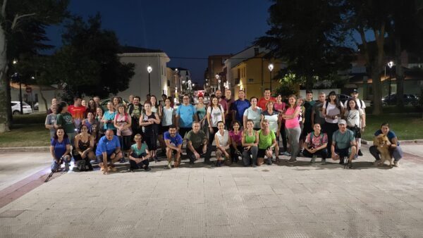 60 personas participaban este martes en Tarancón, en la ruta de senderismo nocturna organizada por la Asociación Piedra El Águila