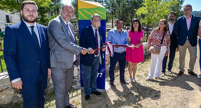 La delegación de Fomento pone en valor la inversión de 1,6 millones de euros que la Junta ha realizado para mejorar la carretera CM-2106