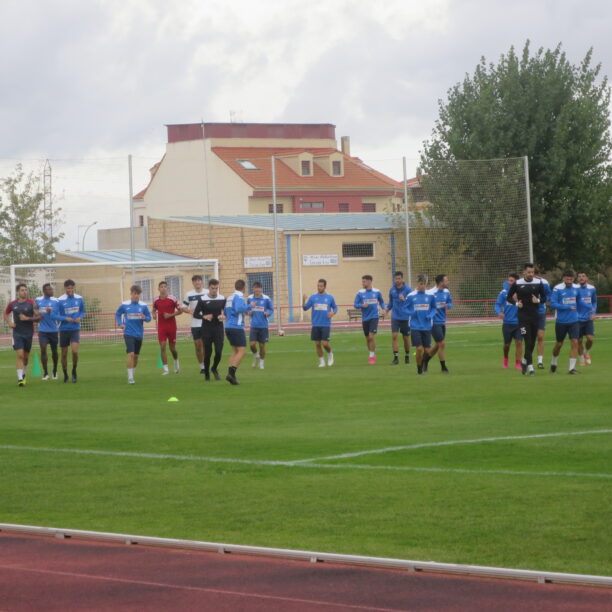 El CD Tarancon no quiere “descolgarse” del grupo de cabeza y eso pasa por amarrar los tres puntos ante el equipo de La Solana