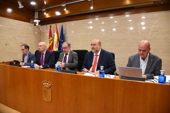 El Gobierno regional abordará esta legislatura la reforma del Estatuto de Autonomía y la elaboración de las leyes de Integridad Pública y de Evaluación de Políticas Públicas